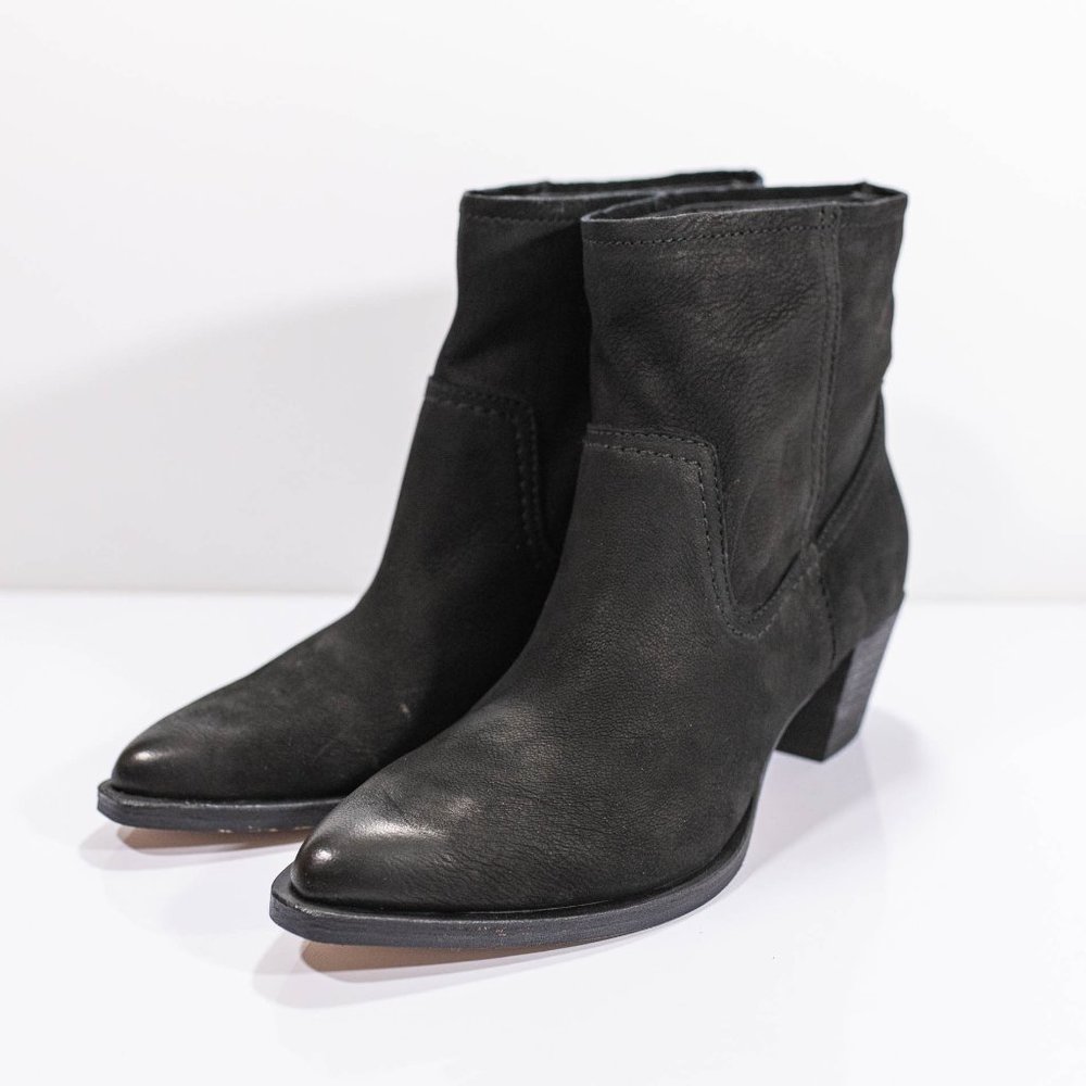 Dolce Vita Kodi Western Bootie - Picture 4 of 13